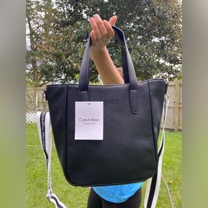 CALVIN KLEIN FRAGRANCES Ladies Black Tote Bag / Shopper / Beach / Crossbody Bag